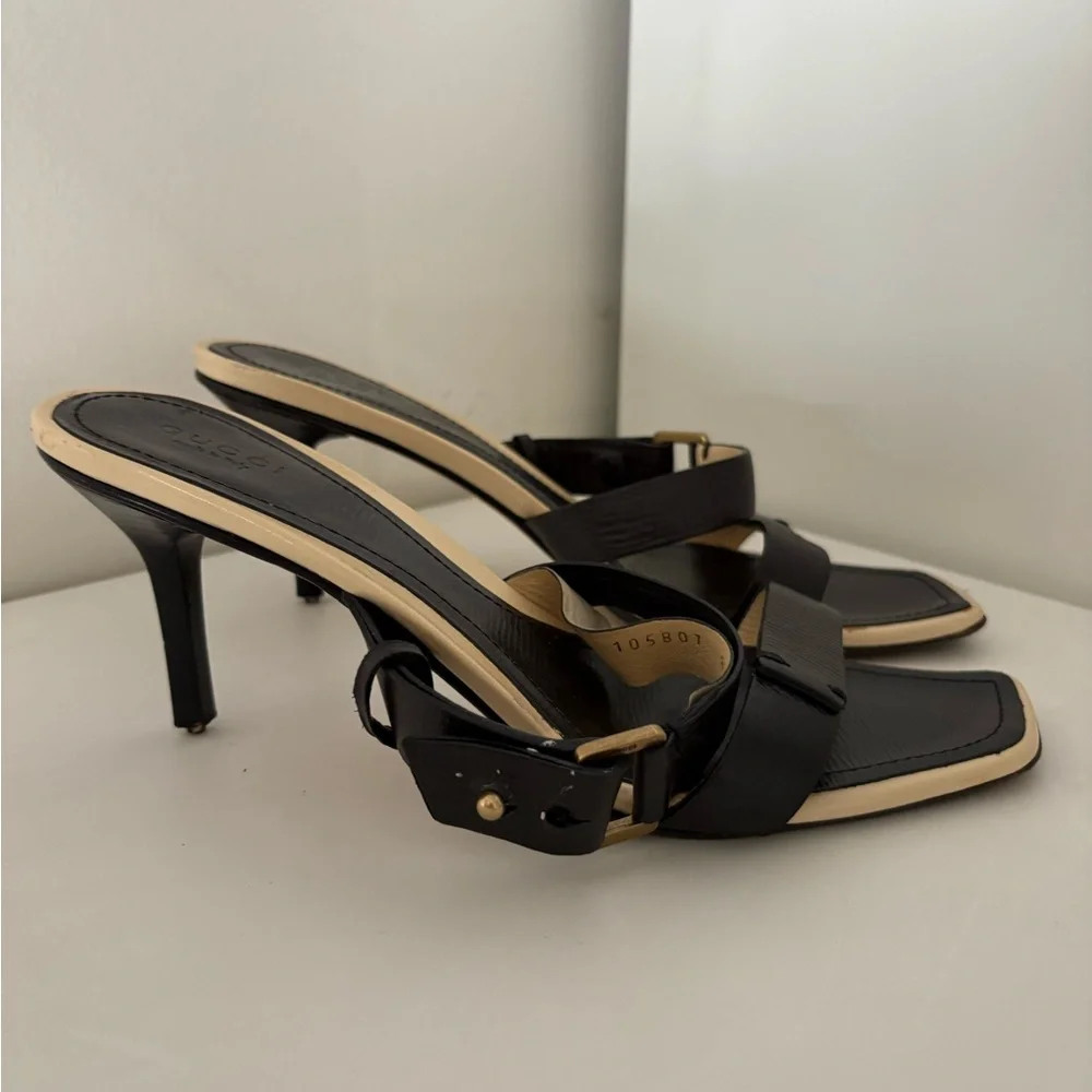 Gucci Black Strappy Kitten Heels with Gold Buckle Detail - Picture 2 of 10